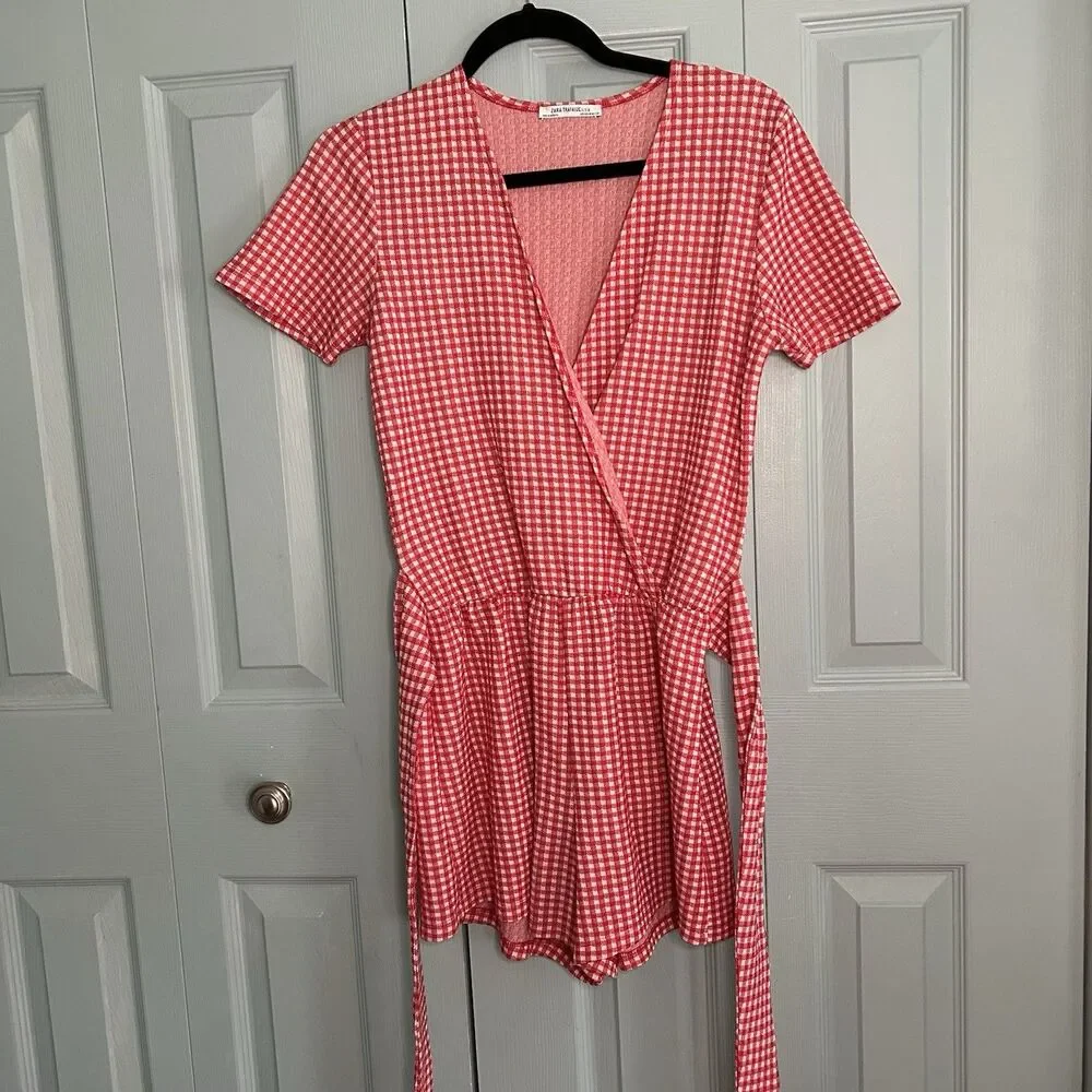 Zara Trafaluc TRF Women Red Check V-Neck‎ Waist Tie Wrap Romper Small
